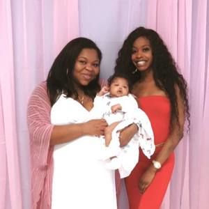 Meet your Posher, Lydia